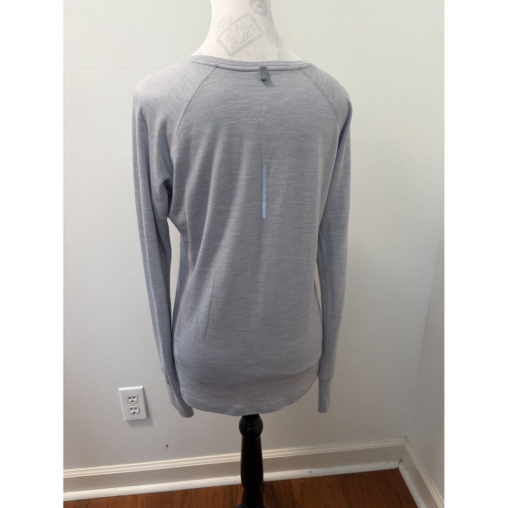 Nike Dri-FIT Running Women's T-Shirt M Gray Raglan Sleeves Shirt - Picture 3 of 4